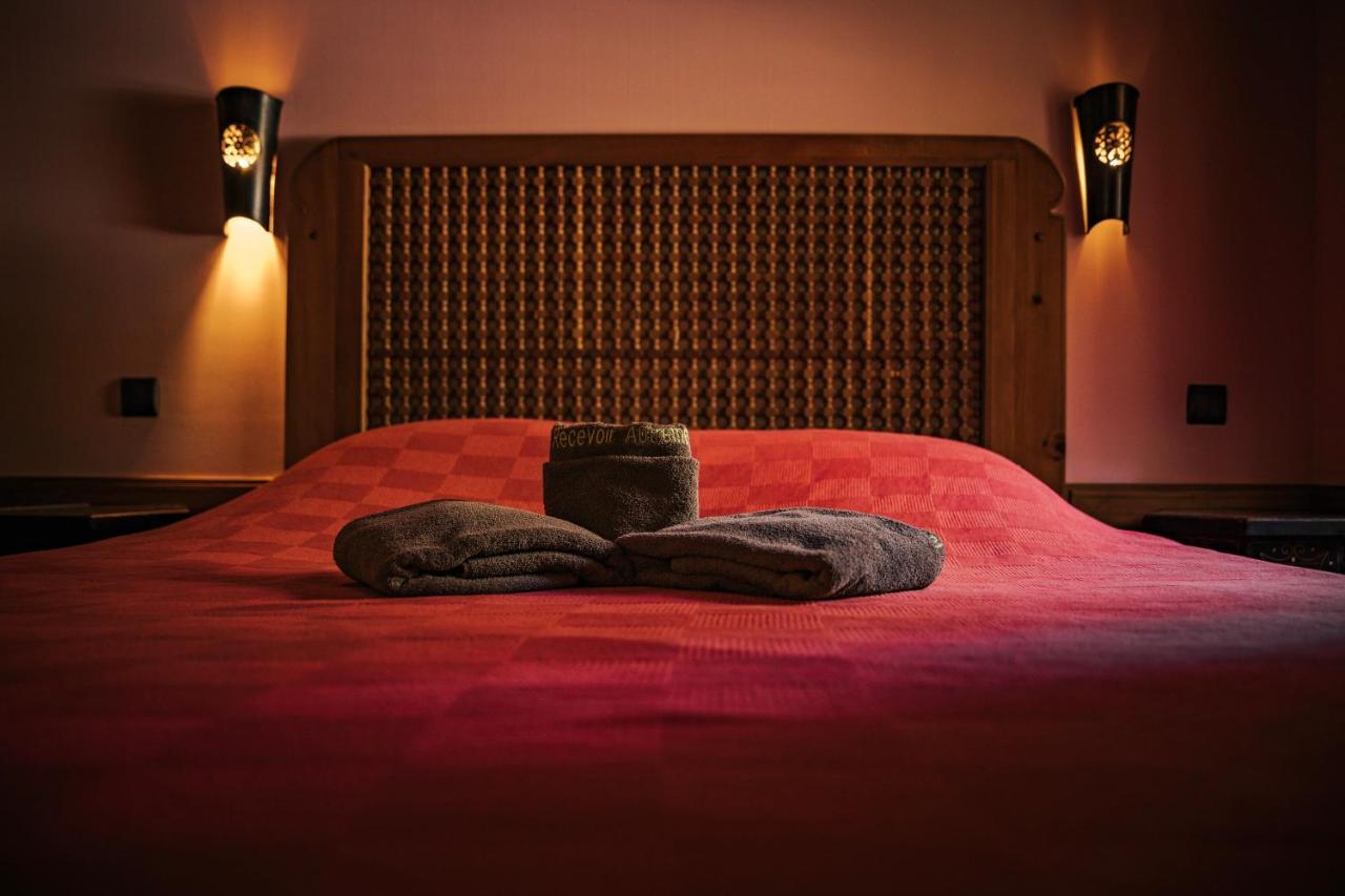 Valsoyo Aparthotel Upie Bagian luar foto