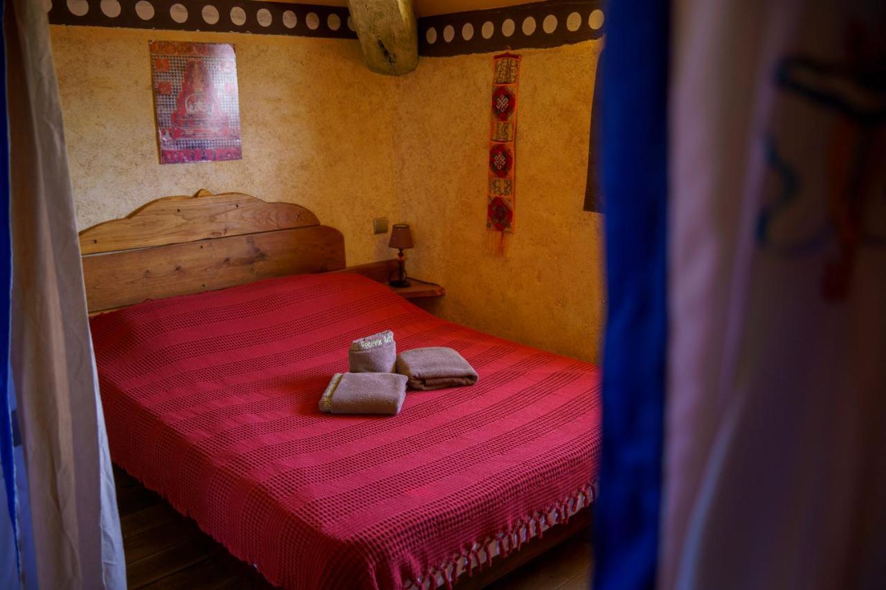 Valsoyo Aparthotel Upie Bagian luar foto